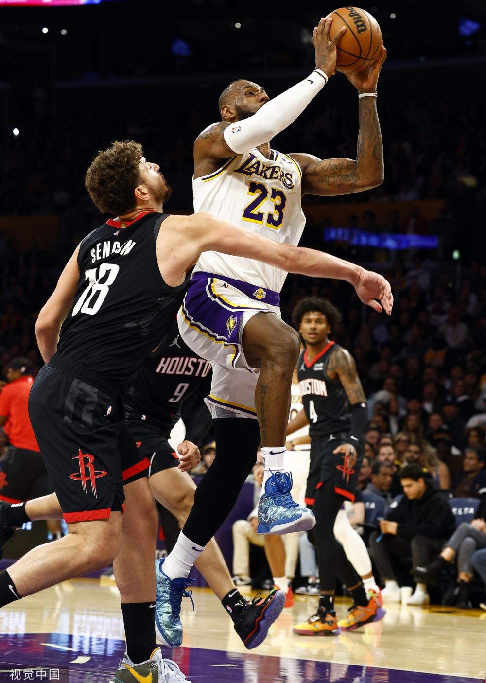 子在赛场上 子在赛场上